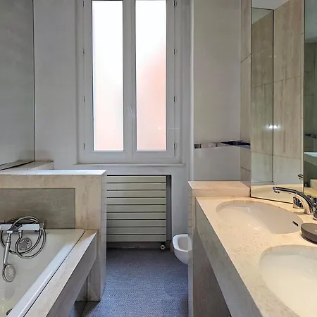 L'idrac, Art Deco De Standing Coeur De